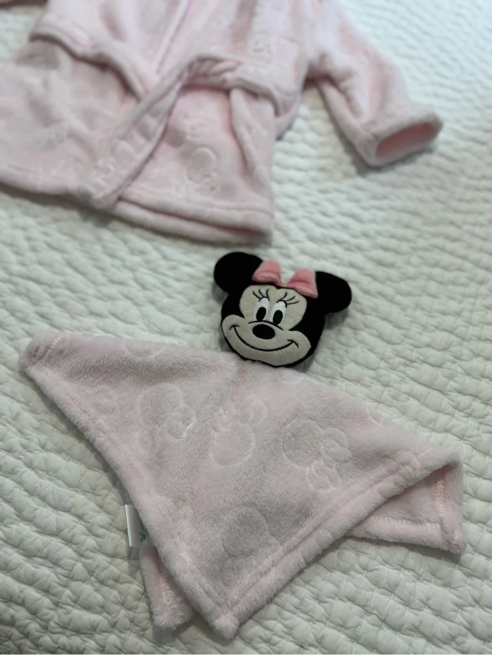 Disney Minnie Mouse Pink and Black Plush Lovey Comforter for around 6-12 m